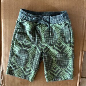 Tea Collection boy shorts size 7